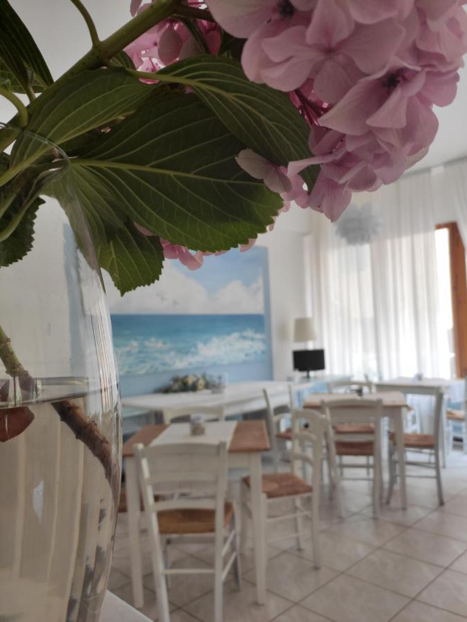 Hotel Imperia Marciana Marina  Zewnętrze zdjęcie